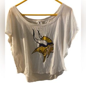 Victoria Secret Pink NFL Minnesota Vikings cropped short sleeve size L